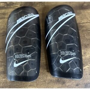Nike Mercurial Lite Shin Guards Large Black & White Football Fast Shipping Clean